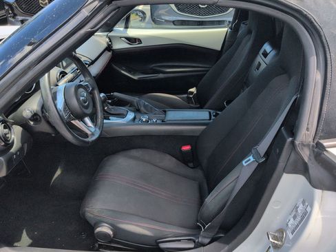 Used 2016 MAZDA MX-5 Miata Club RWD image 13