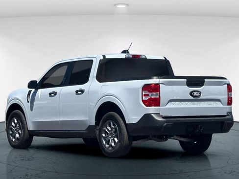 Used 2025 Ford Maverick XLT w/ Equipment Group 301A AWD/4WD image 8