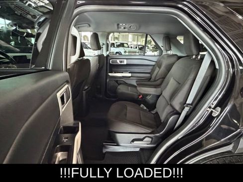 Used 2023 Ford Explorer XLT w/ Class IV Trailer Tow Package AWD/4WD image 16