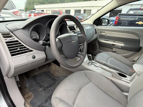 Used 2008 Chrysler Sebring LX FWD image 17