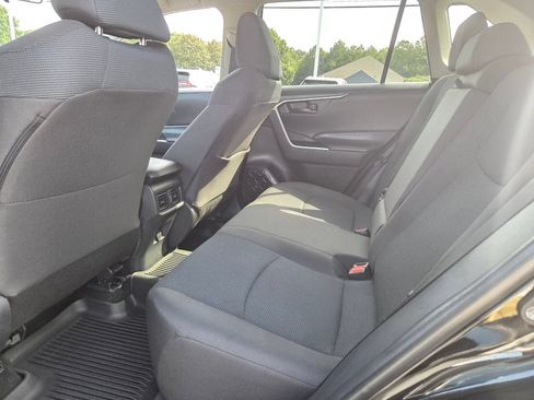 Used 2024 Toyota RAV4 LE FWD image 6