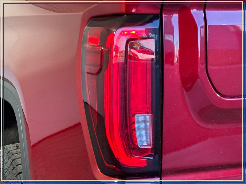 Used 2021 GMC Sierra 1500 AT4 AWD/4WD image 13
