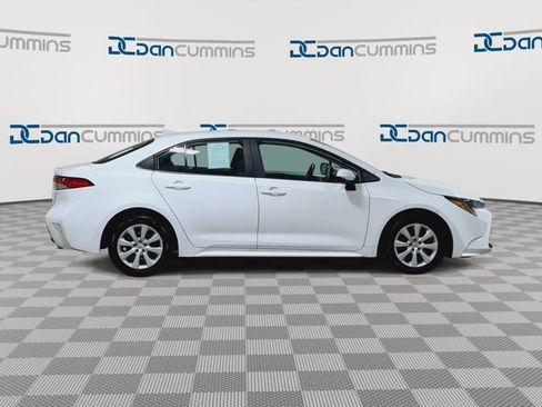 Used 2024 Toyota Corolla LE FWD image 2