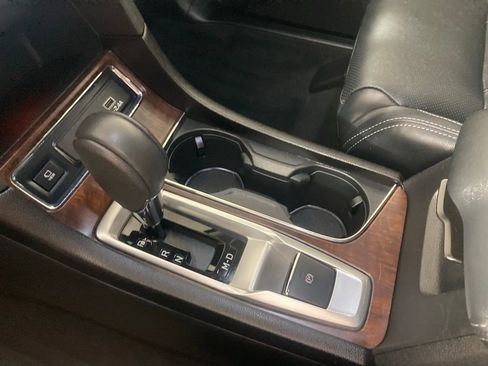 Used 2023 Subaru Ascent Touring image 9