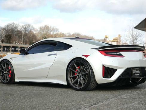 Used 2020 Acura NSX image 3