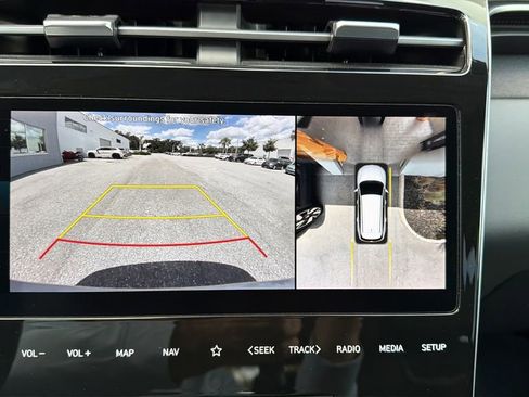 Used 2022 Hyundai Tucson Limited AWD/4WD image 15