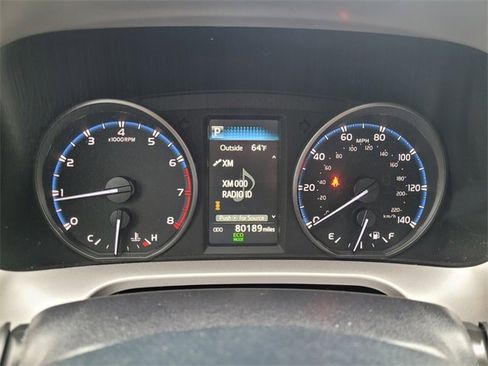 Used 2017 Toyota RAV4 XLE w/ Premium Special Value Package image 24