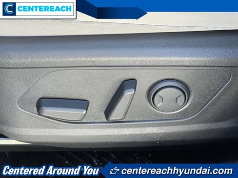 Used 2024 Hyundai Tucson Limited AWD/4WD image 17