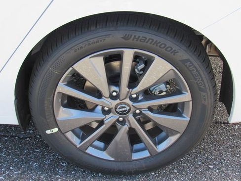 New 2026 Nissan Sentra SL w/ Floor Mat Package FWD image 11