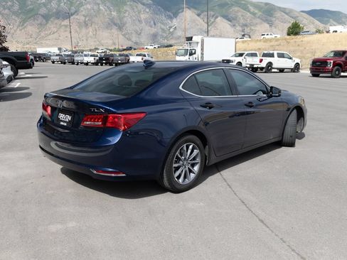 Used 2018 Acura TLX FWD image 6