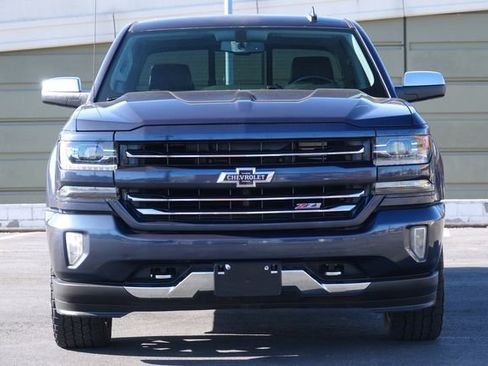 Used 2018 Chevrolet Silverado 1500 LTZ Z71 w/ Centennial Edition image 4