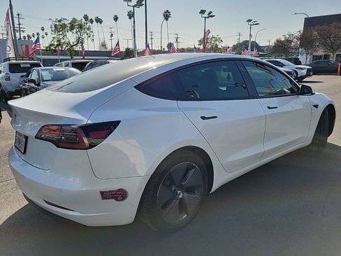 Used 2021 Tesla Model 3 Standard Range Plus image 7
