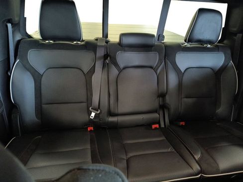 Used 2025 RAM 1500 Laramie AWD/4WD image 18