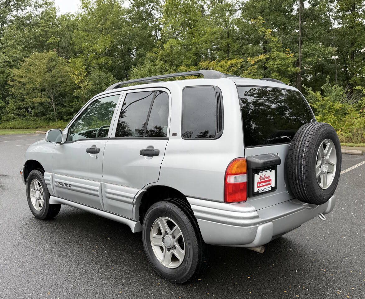 Used 2004 Chevrolet Tracker LT AWD/4WD image 3