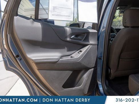 Used 2025 Chevrolet Equinox LT FWD image 17