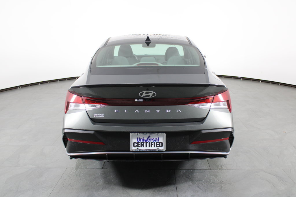 Certified 2026 Hyundai Elantra Sport FWD image 11