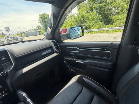 Used 2020 RAM 1500 Laramie w/ Sport Appearance Package AWD/4WD image 13