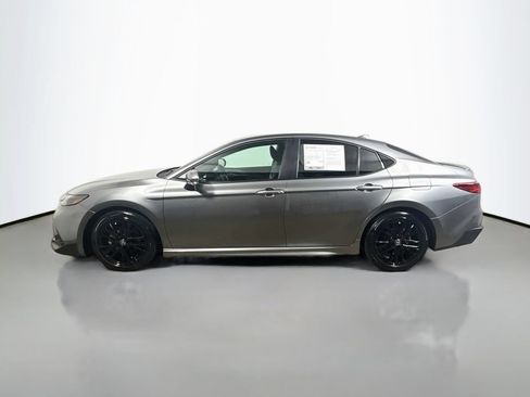 Used 2026 Toyota Camry SE w/ Multimedia Upgrade Package FWD image 4