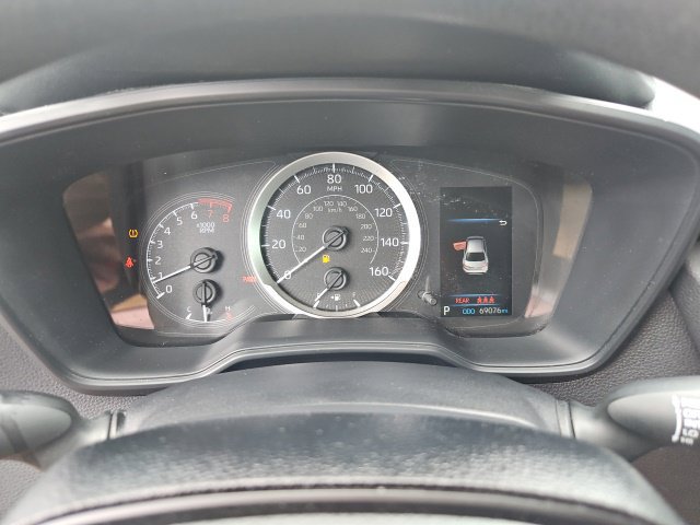 Used 2020 Toyota Corolla LE FWD image 19