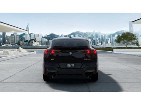 New 2026 BMW X2 M35i w/ Technology Package AWD/4WD image 5