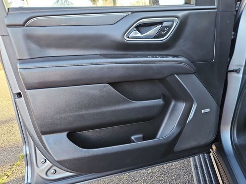 Used 2021 GMC Yukon AT4 w/ AT4 Premium Plus Package image 9