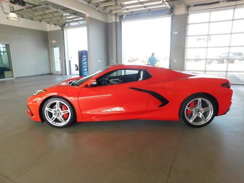 Used 2022 Chevrolet Corvette Stingray Preferred Conv w/ 2LT image 9
