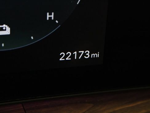 Certified 2025 Hyundai Santa Fe Limited FWD image 28