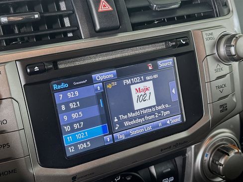 Used 2017 Toyota 4Runner SR5 image 19