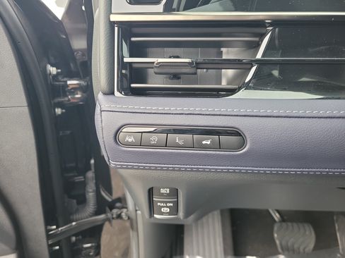 Certified 2026 INFINITI QX80 4WD w/ Sport Exterior Package image 22