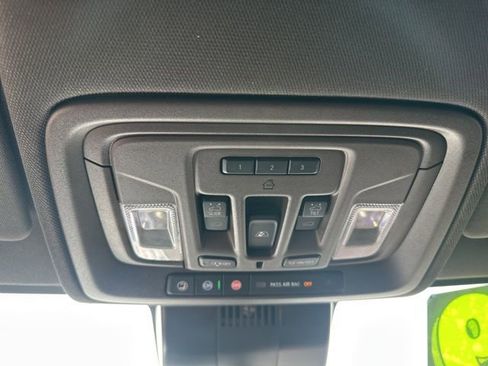 Used 2024 GMC Sierra 1500 Denali w/ Denali Reserve Package image 25