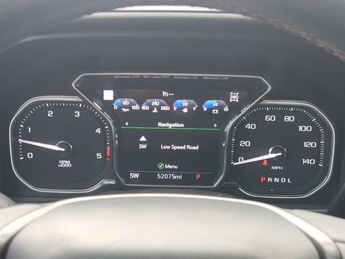 Used 2021 GMC Sierra 2500 AT4 w/ AT4 Premium Plus Package image 13