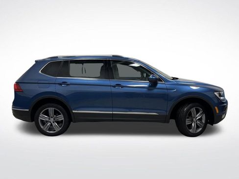 Used 2020 Volkswagen Tiguan SEL image 2