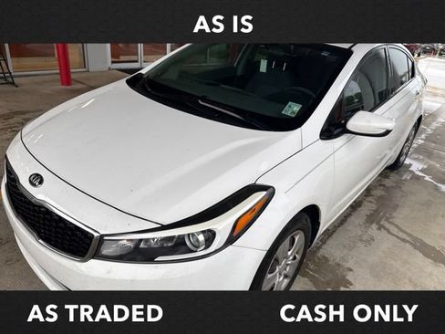 Used 2017 Kia Forte LX FWD image 2