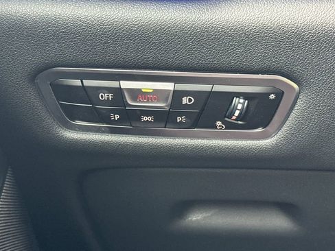 Used 2022 BMW X5 sDrive40i w/ M Sport Package RWD image 31