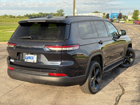 Used 2024 Jeep Grand Cherokee L Limited w/ Luxury Tech Group II AWD/4WD image 4