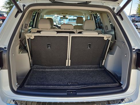 New 2026 Volkswagen Atlas SE image 6