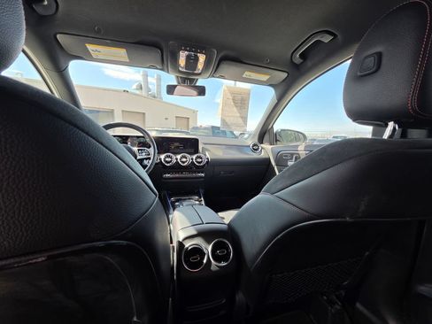 Used 2021 Mercedes-Benz GLA 250 4MATIC image 19