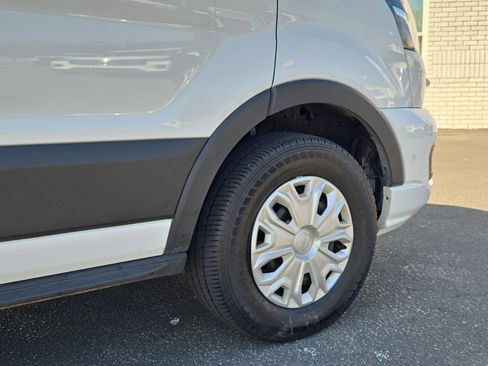 Certified 2023 Ford Transit 350 XLT RWD image 12