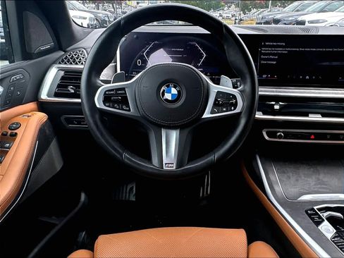Used 2026 BMW X7 xDrive40i w/ M Sport Package AWD/4WD image 11