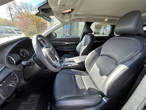 Certified 2023 INFINITI QX50 Luxe image 15