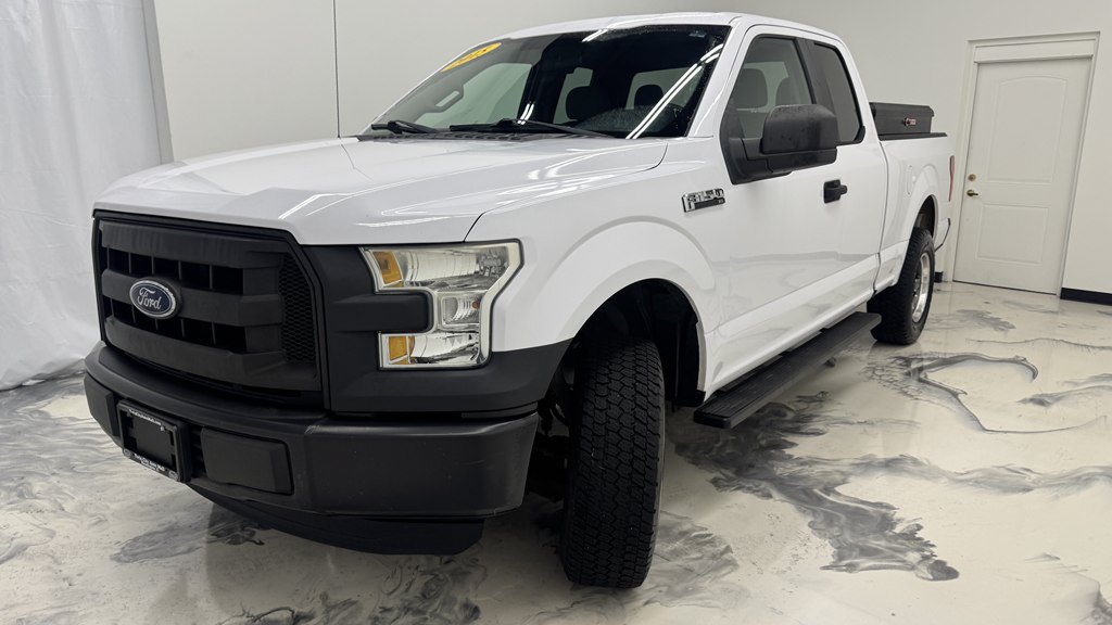 Used 2015 Ford F150 XL w/ Equipment Group 101A Mid AWD/4WD image 4
