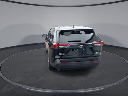 Used 2025 Toyota RAV4 XLE w/ Convenience Package image 13