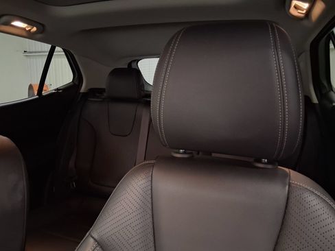 Used 2023 Buick Encore GX Essence w/ Experience Buick Package FWD image 16