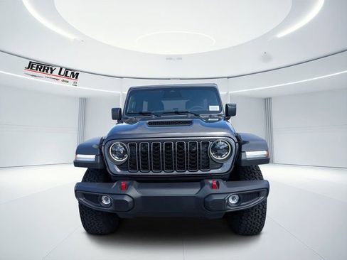 New 2026 Jeep Wrangler Unlimited Rubicon AWD/4WD image 8