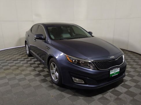 Used 2015 Kia Optima LX FWD image 13