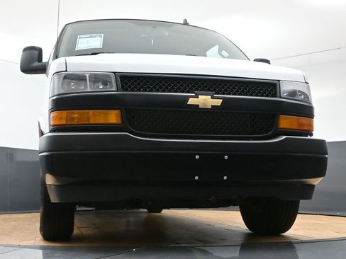 Used 2024 Chevrolet Express 3500 Extended w/ Driver Convenience Package image 47