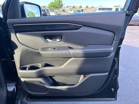 Certified 2025 Honda Pilot Elite image 41