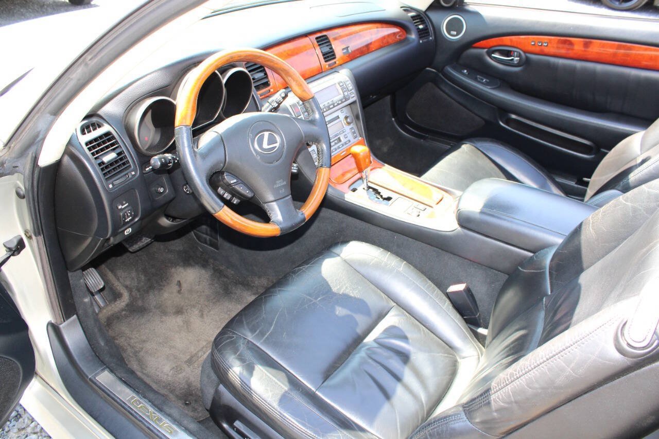 Used 2002 Lexus SC 430 Convertible RWD image 21