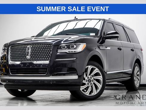 Used 2024 Lincoln Navigator Premiere AWD/4WD image 1