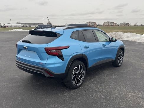 New 2025 Chevrolet Trax RS w/ Sunroof Package image 6